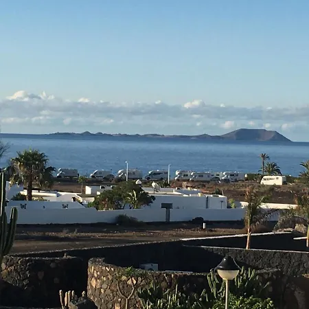 Alba Deluxe & Pool Villa Playa Blanca (Lanzarote)