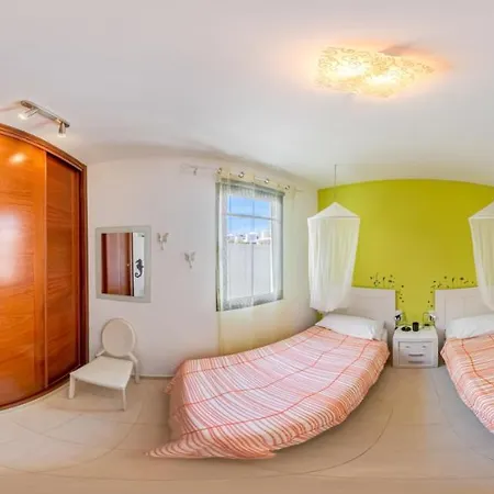 Alba Deluxe & Pool Villa *