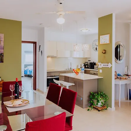 Alba Deluxe & Pool Playa Blanca (Lanzarote)