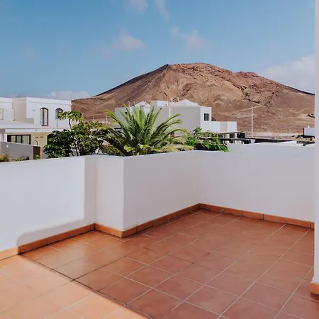 Alba Deluxe & Pool * Playa Blanca (Lanzarote)