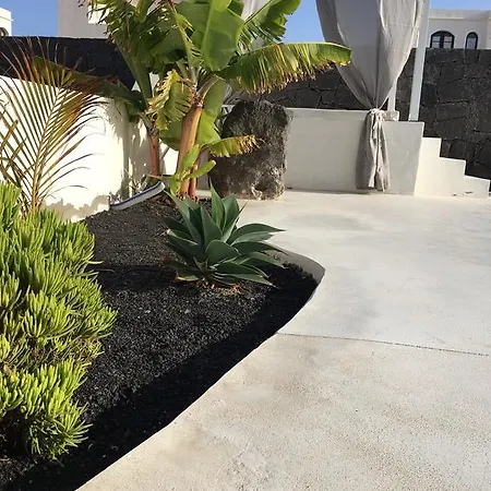 Alba Deluxe & Pool Villa