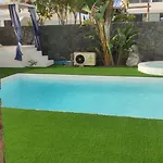 Alba Deluxe & Pool فيلة بلايا بلانكا
