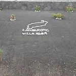 Alba Deluxe & Pool