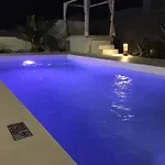 Alba Deluxe & Pool بلايا بلانكا