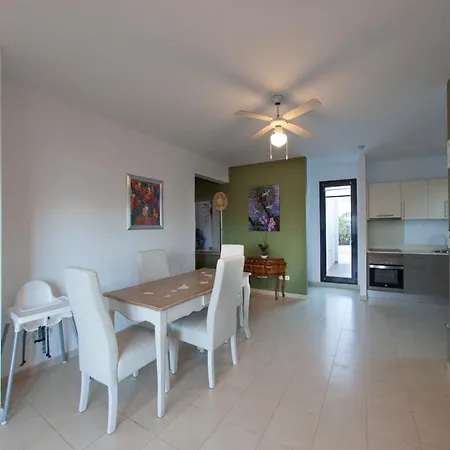 Alba Deluxe & Pool Villa Playa Blanca