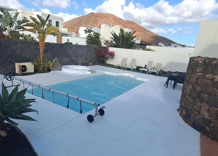 Alba Deluxe&spa Pool Villa Playa Blanca (Lanzarote)