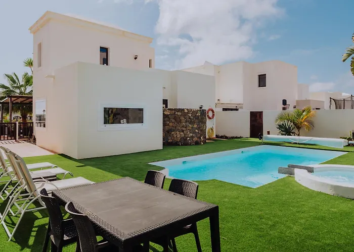 Alba Deluxe&spa Pool Villa Playa Blanca (Lanzarote)