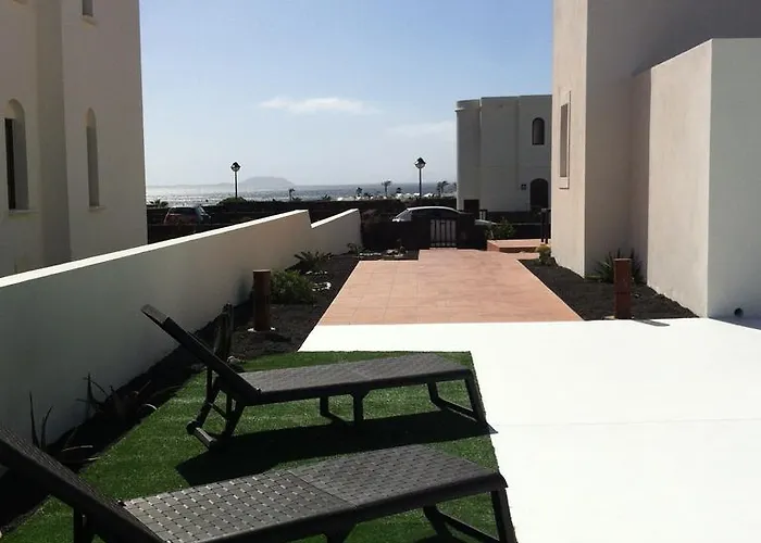 Alba Deluxe&spa Pool * Playa Blanca (Lanzarote)