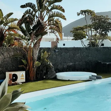 Alba Deluxe&spa Pool