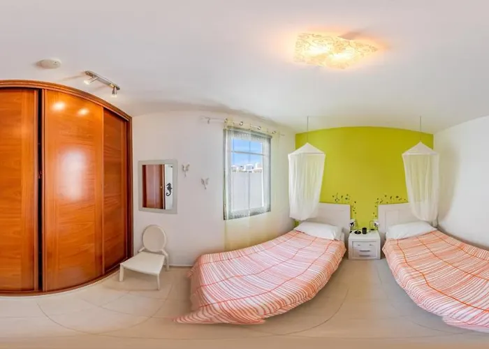 Alba Deluxe & Pool Villa *